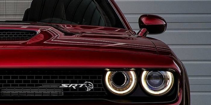 720x1280 SRT Car Wallpapers