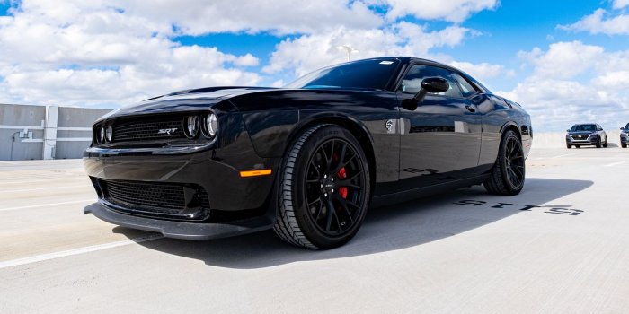 1280x1280 Download wallpaper 1280x1280 dodge challenger srt, dodge, car, sports car,  muscle car, black ipad, ipad 2, ipad mini for parallax hd background