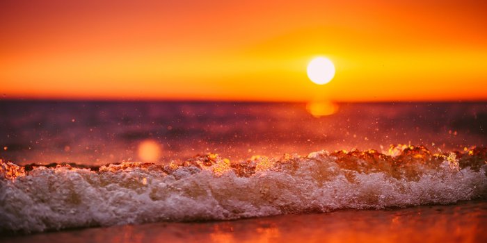 2048x1367 517923 waves sunset beach tilt shift - Rare Gallery HD Wallpapers