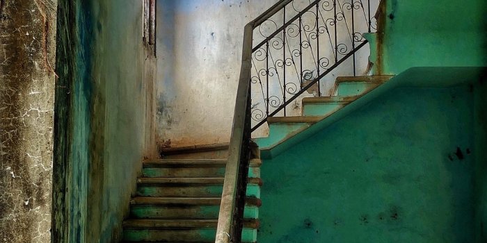 1242x2688 Wallpaper Weekends: Take the Steps - iPhone XS Max Wallpapers