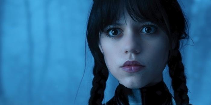 1332x850 Merlina Addams Wallpapers