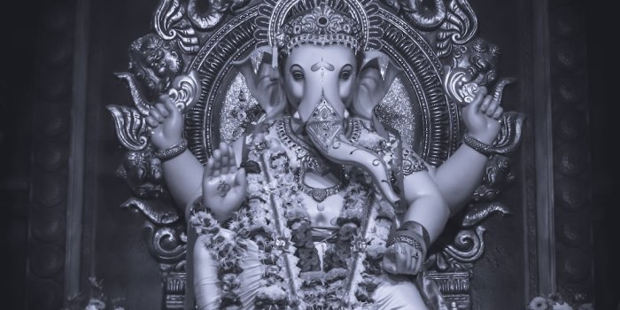 1000x1500 750+ Hindu Pictures | Download Free Images on Unsplash