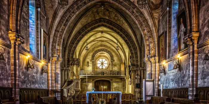 2880x1800 200+] Catholic Wallpapers | Wallpapers.com