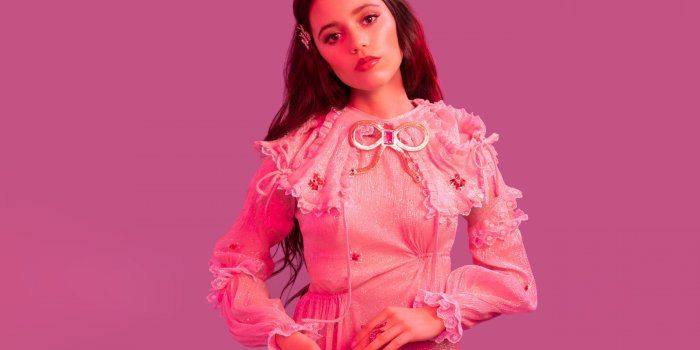 2880x1800 Jenna Ortega Wallpaper 4K, American