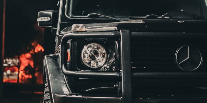 2728x4387 G Wagon Black Wallpapers