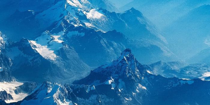 1170x2532 Stunning Blue iPhone Wallpapers