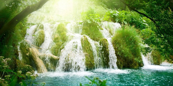 2560x1600 Beautiful Waterfalls HD wallpaper