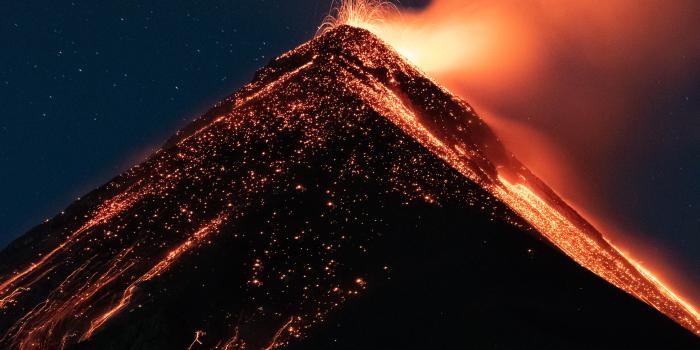 4041x5400 Erupting Volcano Photos, Download The BEST Free Erupting Volcano Stock  Photos & HD Images