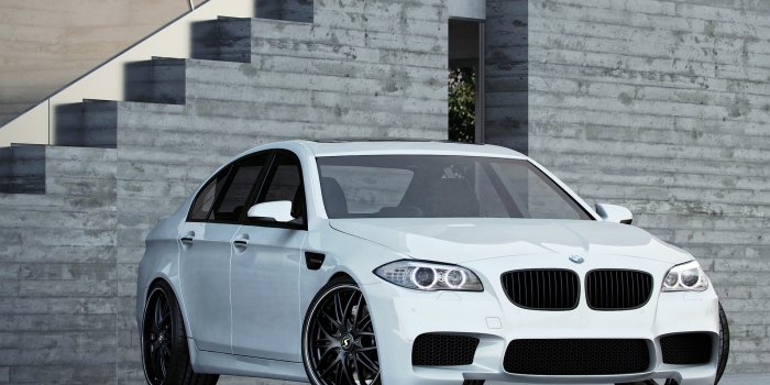 1920x1200 White BMW M5 front side view wallpaper - Car wallpapers - #52261