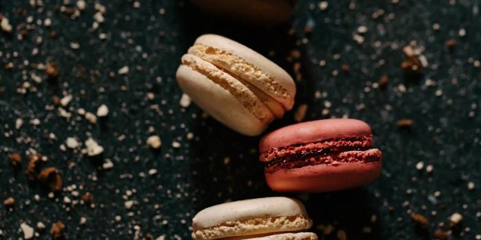 853x1280 Macarons Pastry Dessert - Free photo on Pixabay - Pixabay