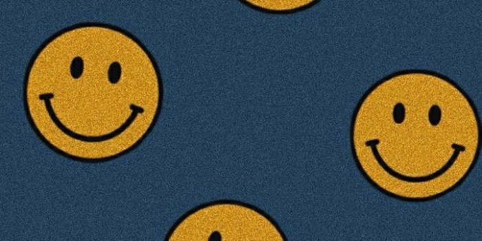 720x1280 Smiley face wallpaper | Edgy wallpaper, Hippie wallpaper, Halloween  wallpaper iphone