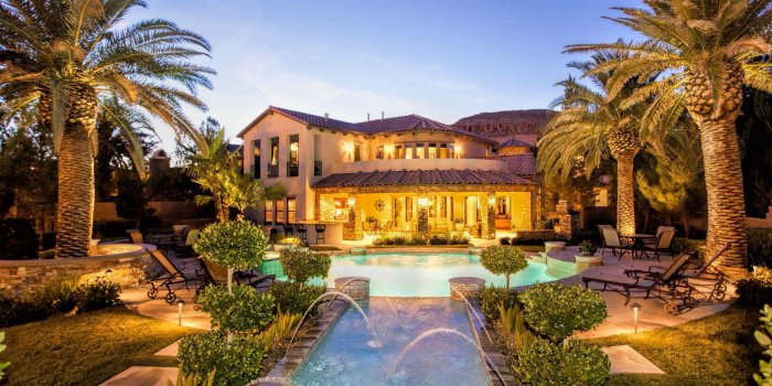 2560x1600 Luxury Mansion Wallpapers