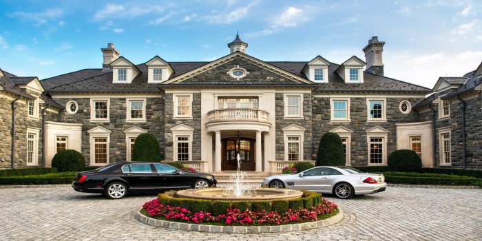 1910x1000 Mega Mansion Wallpapers