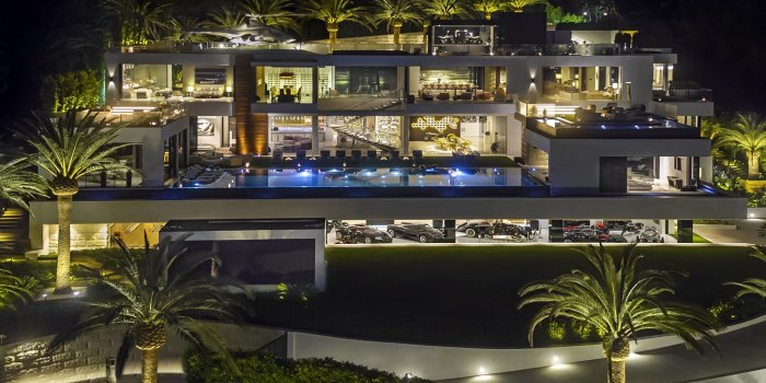 1451x859 482545 modern, mansion, swimming pool, palm trees, architecture, house,  lights, luxury homes, nature - Rare Gallery HD Wallpapers