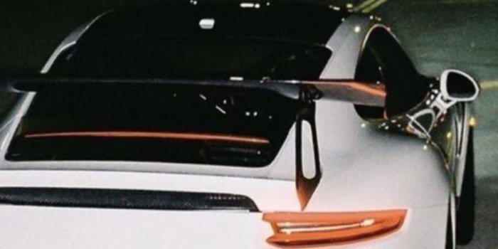 828x1792 When i listen to music on spotify, the wallpaper always changes and the  music with the other options goes to the middle of the phone, i always  thought it's really cool, but