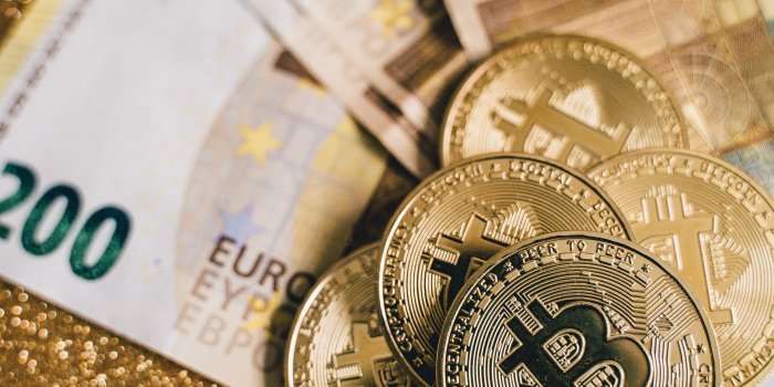 4000x6000 Money Wallpaper Photos, Download The BEST Free Money Wallpaper Stock Photos  & HD Images