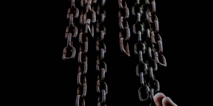 1000x1781 Chains Pictures | Download Free Images on Unsplash