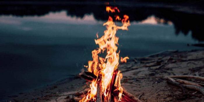 700x1244 100+] Iphone Fire Wallpapers | Wallpapers.com