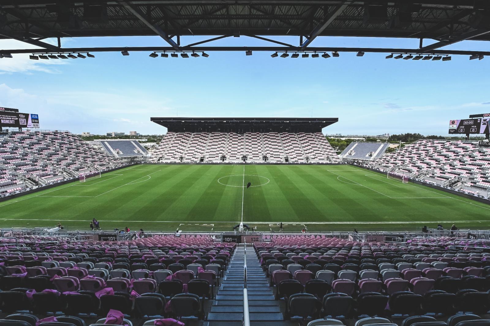 2048x1365 Inter Miami Stadium Wallpaper