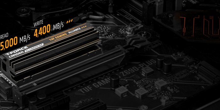 1920x670 CARDEA Z440 TUF Gaming Alliance M.2 PCIe4.0 SSD│TEAMGROUP