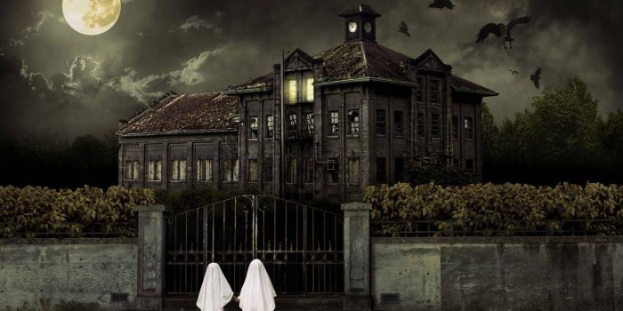 1440x900 100+] Haunted House Wallpapers | Wallpapers.com