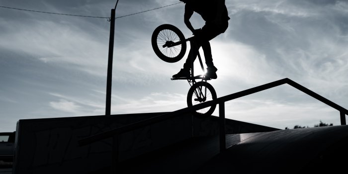 6000x4000 Bike Wallpaper Photos, Download The BEST Free Bike Wallpaper Stock Photos &  HD Images