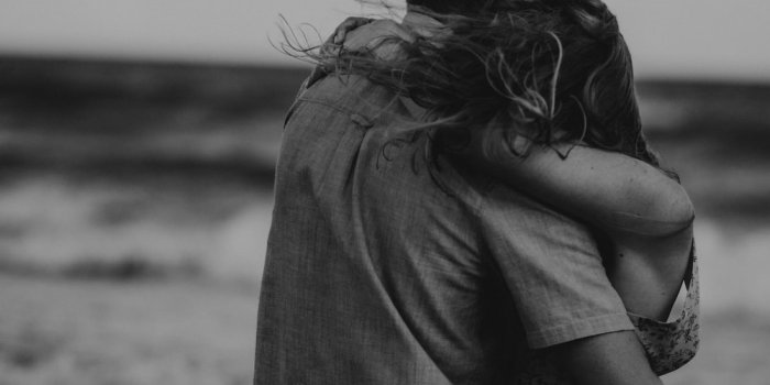 1000x1500 1000+ Emotional Hug Pictures | Download Free Images on Unsplash