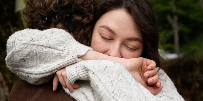 1331x2000 Page 3 | Couple Hugging Images - Free Download on Freepik