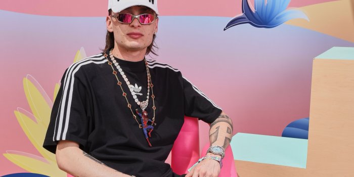 3869x2902 Music Peso Pluma 4k Ultra HD Wallpaper