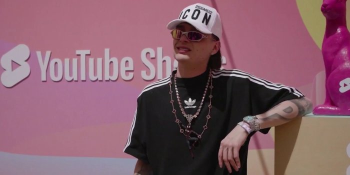 1920x1080 Mexican singer Peso Pluma discusses authenticity behind his music