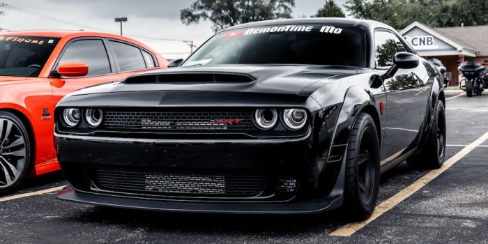 1000x1250 Dodge Demon Pictures | Download Free Images on Unsplash