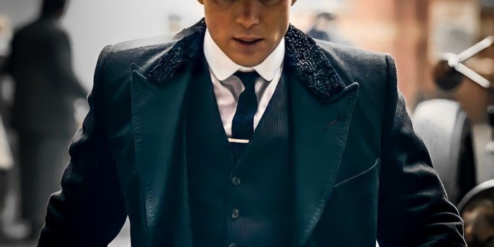 1038x2048 THOMAS SHELBY WALLPAPER | Peaky blinders tommy shelby, Peaky blinders thomas,  Peaky blinders costume