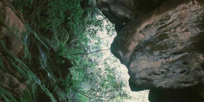 736x1592 iPhone Cave Wallpapers