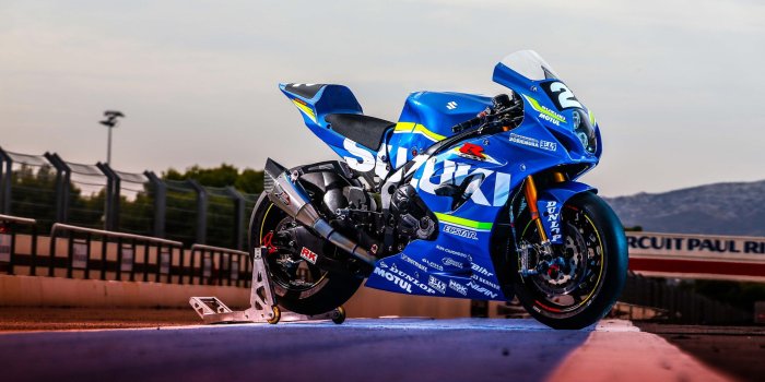 2560x1600 Suzuki Motorcycle Wallpapers | BadAssHelmetStore