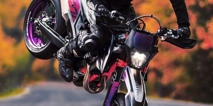 720x1560 Man Performing Stoppie Stunt On A Motorcycle 4K phone wallpaper [2610x5655]  and [1080x2340]. : r/WallpaperMax
