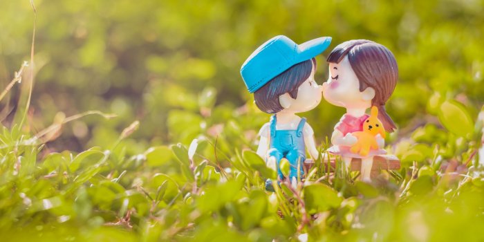 1920x1080 Download wallpaper 1920x1080 boy, girl, kiss, love, figurines full hd,  hdtv, fhd, 1080p hd background