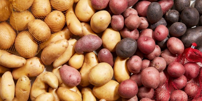 2560x1440 Can You Eat Green Potatoes? | Epicurious