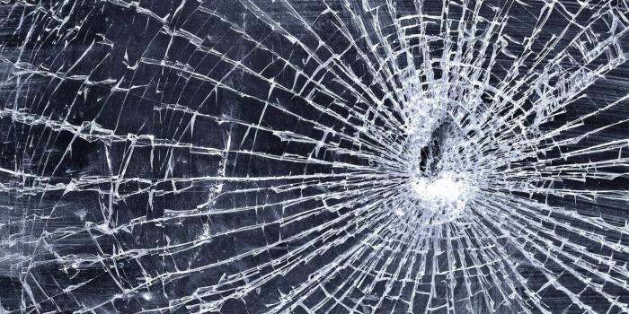 1920x1200 200+] Broken Screen Wallpapers | Wallpapers.com