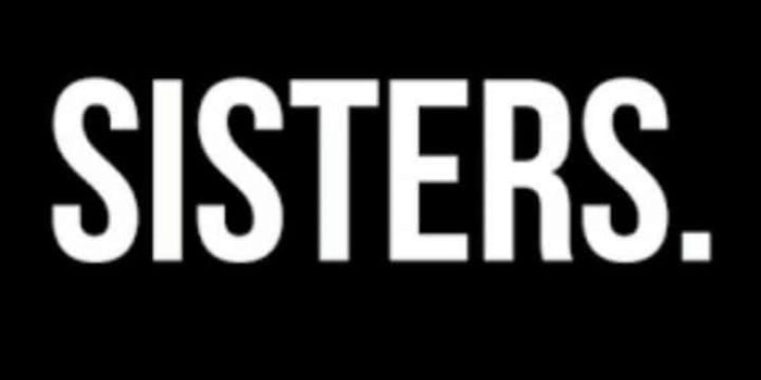 720x1280 Download Staying Connected with Bff Iphone Wallpaper | Wallpapers.com