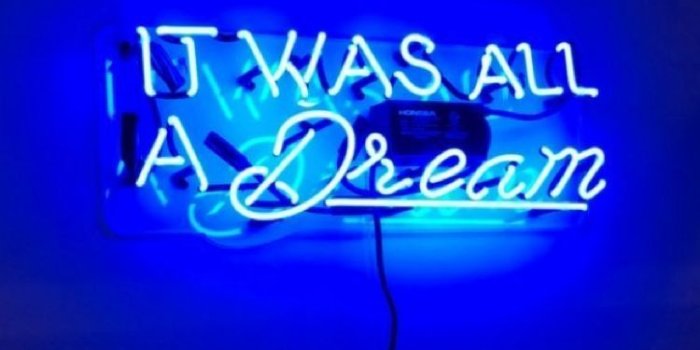 750x1334 Aesthetic Neon Blue Wallpapers