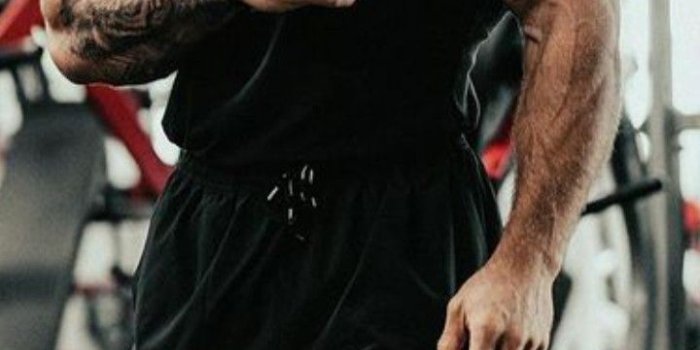 720x1600 Chris bumstead wallpaper | Gym wallpaper, Gym rat, Gym inspiration