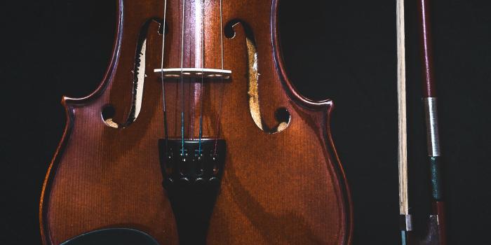 3840x2160 nm15-violin-dark-instrument-wallpaper