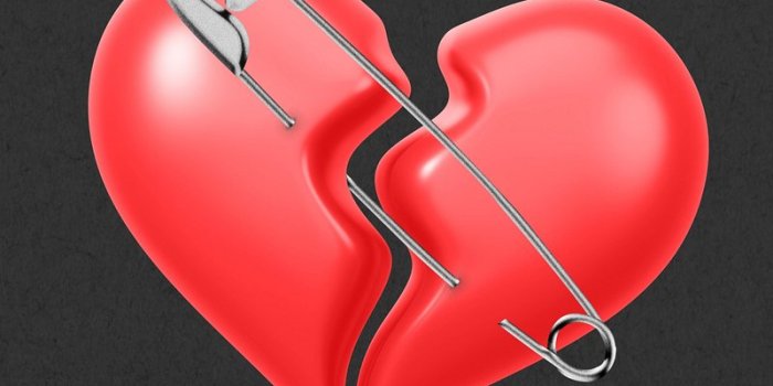 800x1422 Heart Broken Wallpaper Images | Free Photos, PNG Stickers, Wallpapers &  Backgrounds - rawpixel