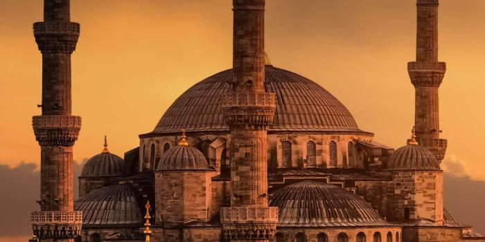 1080x1920 Download High Contrast Blue Mosque Portrait Wallpaper | Wallpapers.com