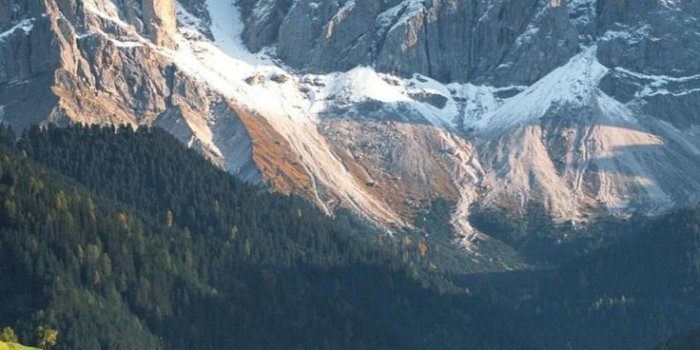 736x1308 Awesome Alps iPhone Wallpapers - WallpaperAccess | Iphone background  images, Background images, Beauty pictures
