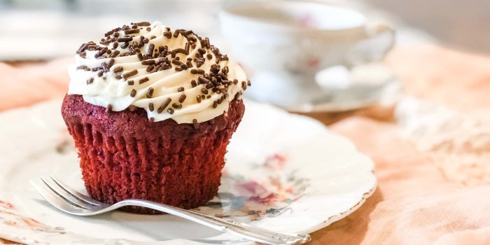 1920x1440 200+] Cupcake Backgrounds | Wallpapers.com