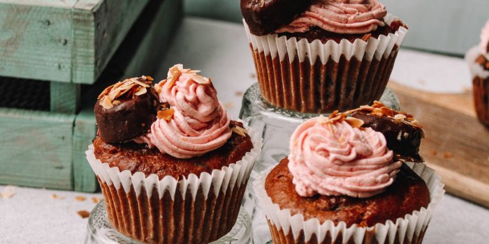 1280x1920 100 Free Cupcake HD Wallpapers & Backgrounds - MrWallpaper.com