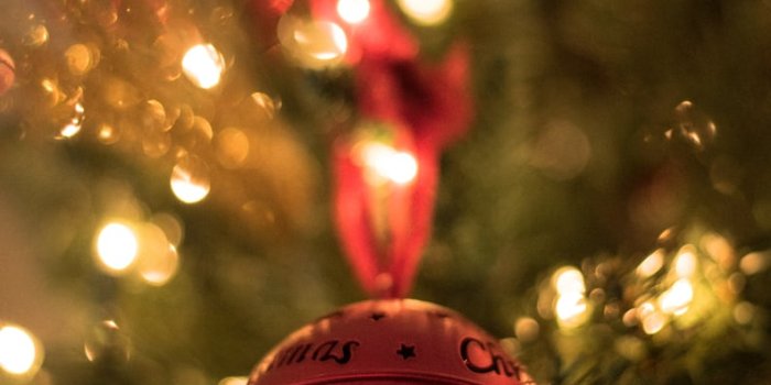 792x1187 iPhone Christmas Wallpapers | POPSUGAR Tech