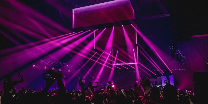 1000x1333 Best 500+ Club Pictures | Download Free Images & Stock Photos on Unsplash