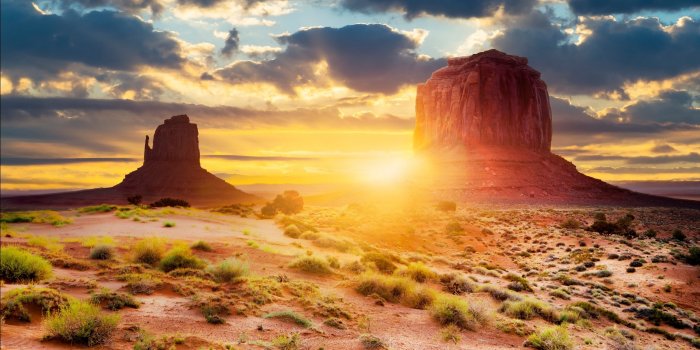 2560x1600 Clouds Landscape Navajo Utah Arizona Canyon Glow Sun Monument Valley desert  sunset sunrise wallpaper | 2560x1600 | 721055 | WallpaperUP
